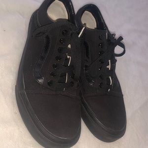 All black classic vans size 10 in mens